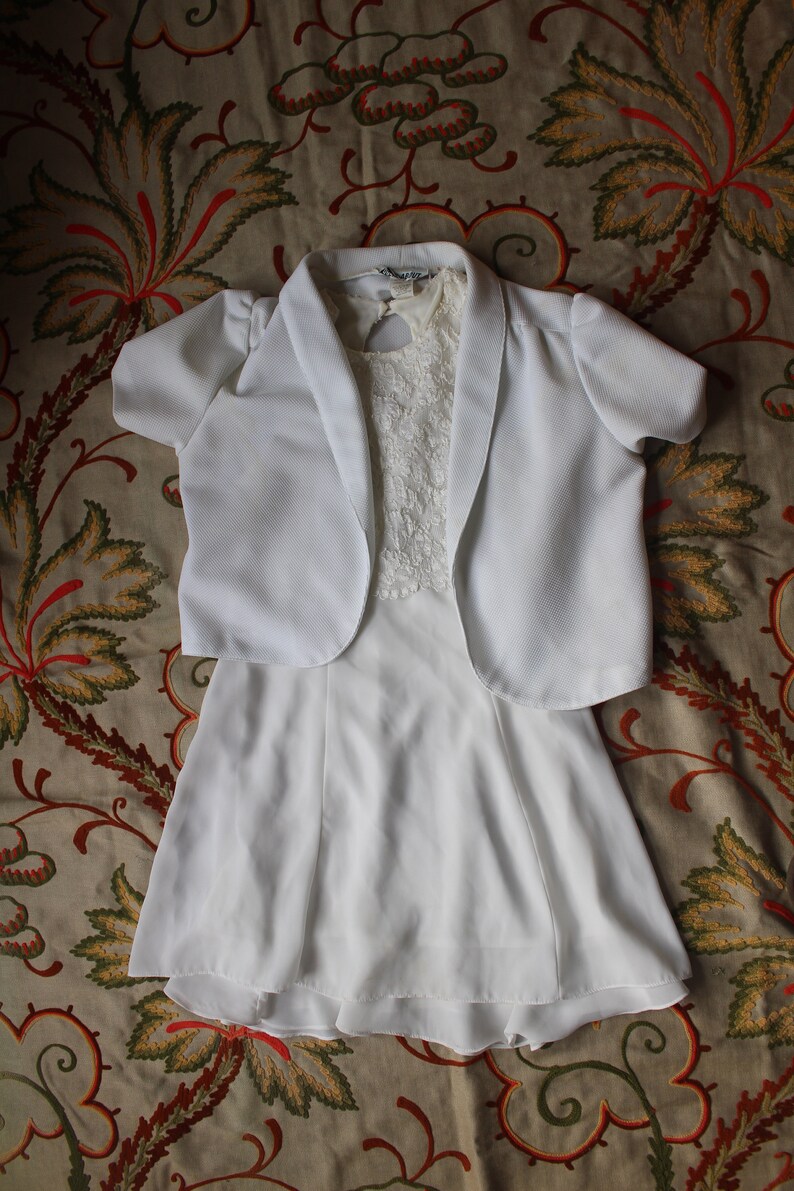 90s Steppin Out White Dress Keyhole Back Skater Skirt Style Lace Small Medium High Neck