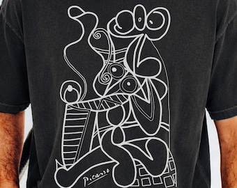 Abstract Picasso Line Art T-Shirt: Soft Cotton Graphic Tee