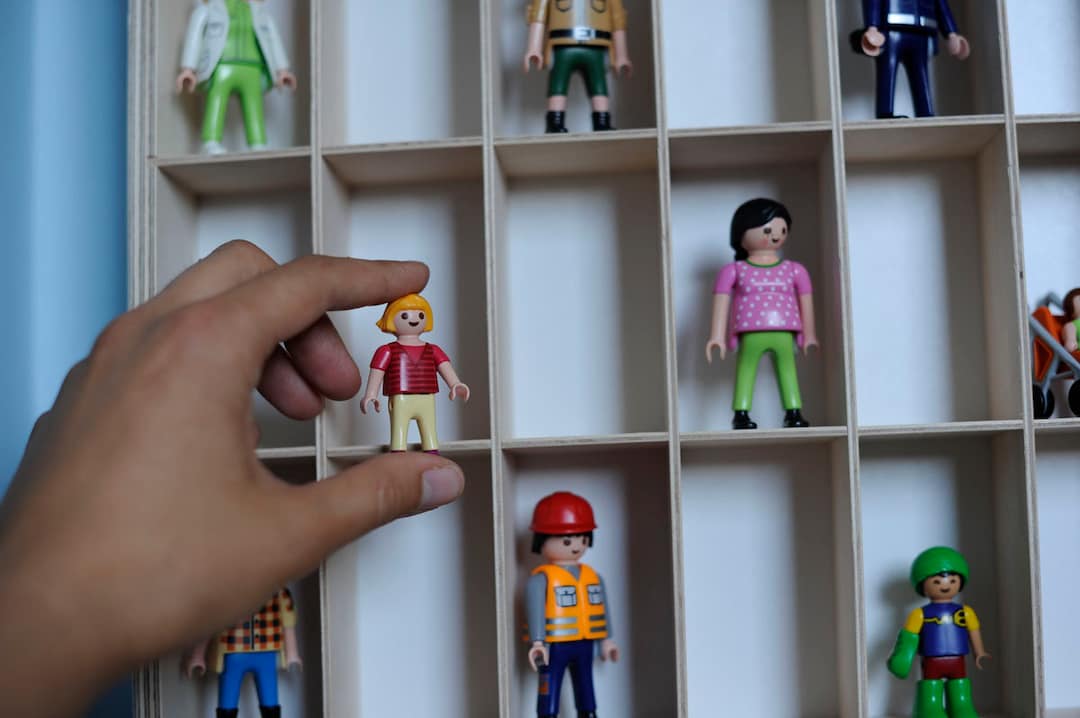 Playmobil collection Présentoir, bibliothèque LEGO 100 pcs., Vitrine de  figurines d'action pour poupée mini figurine lego Banpresto -  France