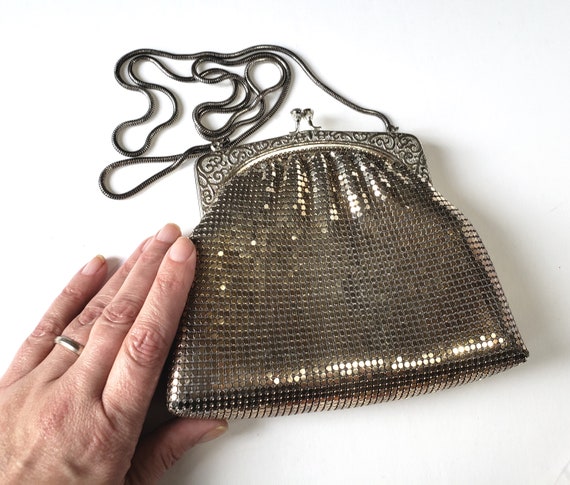 Du Val Silver Mesh Purse Evening Bag with Blue Sa… - image 3