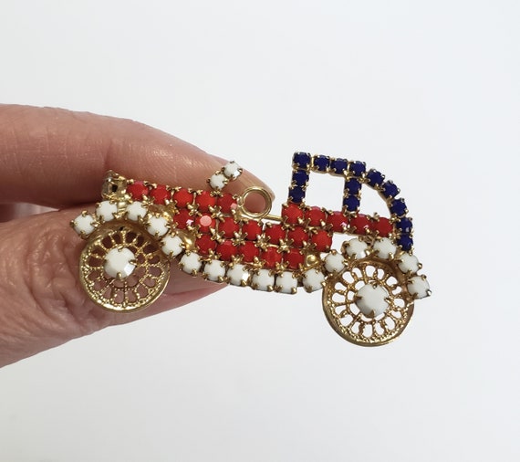 Red White and Blue Rhinestone Patriotic Car Automobile Brooch Pin View 3