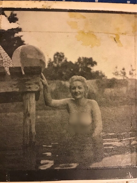 Retro Nudists Free Pics Amateur - Mature Listing Amateur Photo Nude Housewife Swimming Nudists 1950s Free  Shipping USA