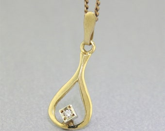 Vintage Ivory /& 9ct Gold Pendant