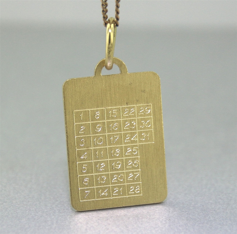18k Yellow Gold Solid Construction CALENDAR CHARM or PENDANT Genuine 18ct 18k Gold