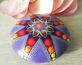 Grateful stone, mandala stone hand-painted, table decoration, decorative stone, mandala art for meditation