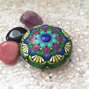 boho art unique gift idea for women 2-3 cm medailon with satin ribbon gift jewelry Hand painted metal pendant necklace