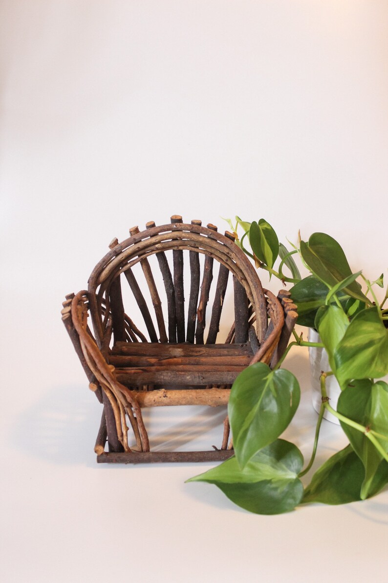 Vintage Wood Sticks Doll Chair Plant Stand Miniature Garden Or A Diffuser Stand Shelf Decor Shelving Home Living Delage Com Br