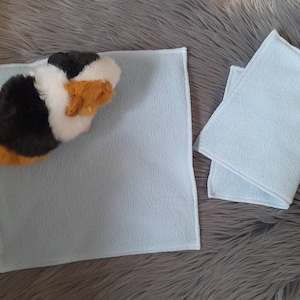 Pipipad/Unterlage Meerschweinchen Hellblau 3-lagig/wendbar/Baumwollfrottee