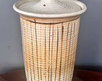 RZADKI Robert Maxwell Earthgender Pottery Mid Century Jar Vase W Lid