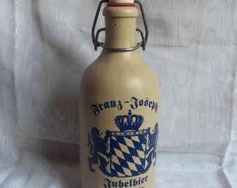 Steingut-Bierflasche