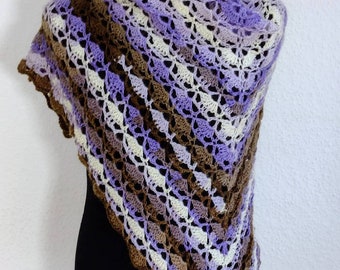 Triangular scarf crocheted No.11