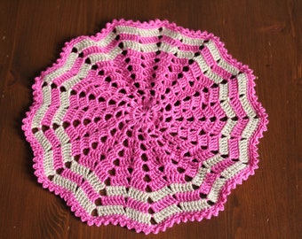 Tapete de crochet rosa, tapete romántico hecho a mano por la abuela
