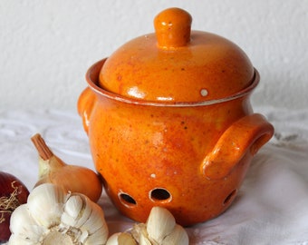 Garlic pot Onion pot Storage pot medium orange ceramic pottery