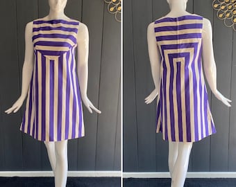 Craquante robe trapèze vintage 60s/Mods en coton épais cousue main motif larges rayures graphiques bleues et blanches, Taille 36/38