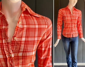Vintage 70s deadstock women's shirt in Western/Rockabilly style checks with slim fit and soft pie collar, T 32/34/XXS