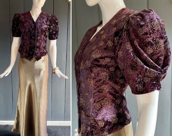 Pretty vintage 90s inspired 1940s top with short balloon sleeves, in fine purple-colored crushed velvet, T 36/38
