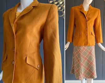 Jolie veste femme/blazer vintage 80s inspiration années 1940 couleur safran/moutarde à la coupe cintrée et épaulée T 42/44