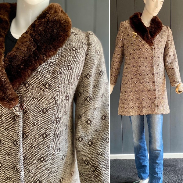 Manteau femme vintage 60s en laine cousu main, chiné blanc écru et marron à petits motifs géométriques, T 36/38