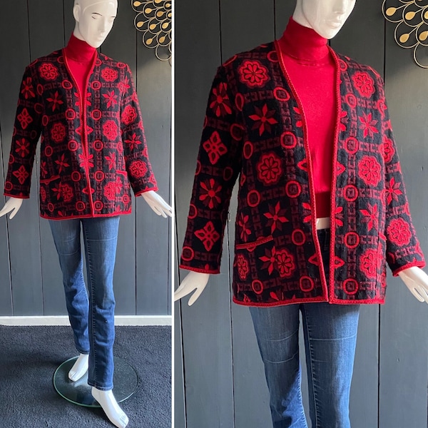 Veste tapisserie/tapestry jacket vintage 60s en lainage rouge, bordeaux et noir, Taille 42/44/L/XL femme