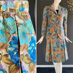 Mooie vintage jaren &#39;70 blazer + fluwelen rok met bloemmotief maat 38/40/M