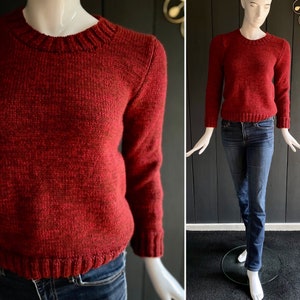 Vintage 90er Jahre handgestrickter Wollpullover in Karminrot/Weinfarbe, Größe 36/38