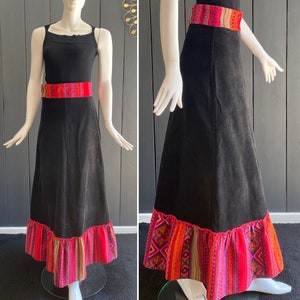Vintage 70s hippie/boho skirt hand-sewn in fine corduroy and + colored fabric, Size 36/38/S/M