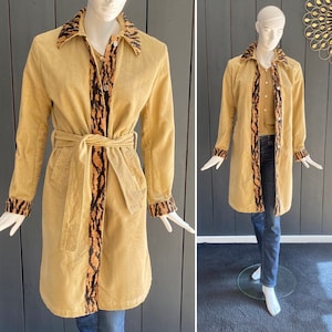 Mid-season trench-cut jacket in fine beige corduroy, vintage 90s/Y2K, customized with leopard print on the hems, Size 38/40/M