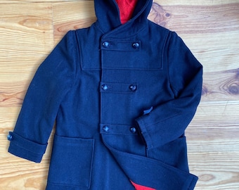 Vintage 70s duffle coat/peacoat/sailor coat in navy blue wool lined with bright red, for boys Size 12/14 years