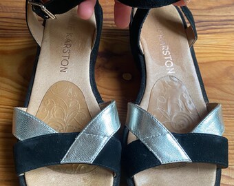 Elegant Emilie Karston contemporary sandals in black and white gold – size 37-37.5 FR / 4-4.5 UK / 6-6.5 US