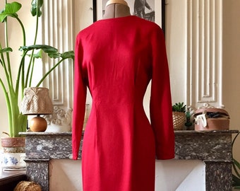 Red winter and mid-season vintage 80s dress with long sleeves T 36