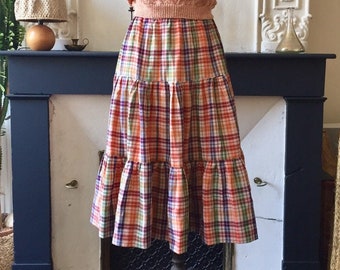 Vintage 70s skirt with ruffles, bucolic boho style, predominantly orange T 32