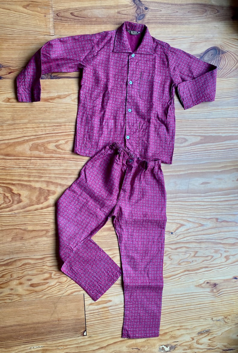 Pyjama vintage 60s dead stock en coton fin style Pilou dominante rouge Bordeaux avec chemise et pantalon Taille 12 ans image 2