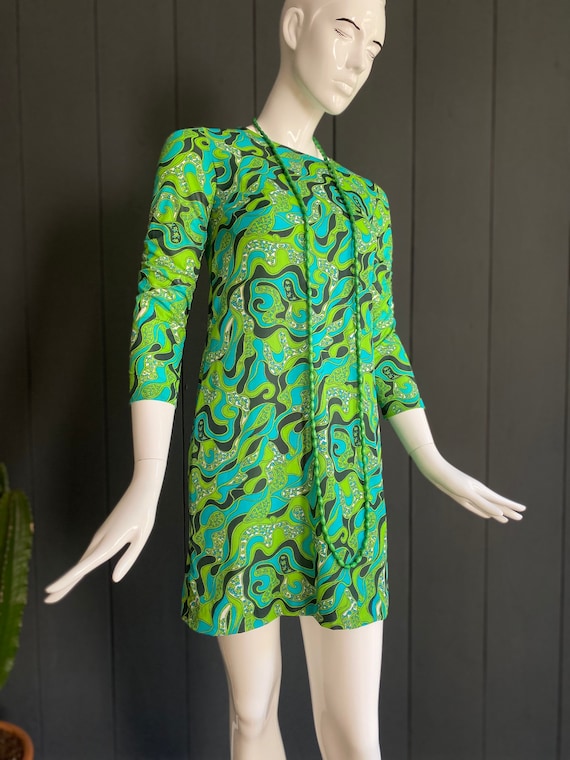Vintage 60s dead stock trapeze dress in fine synt… - image 2