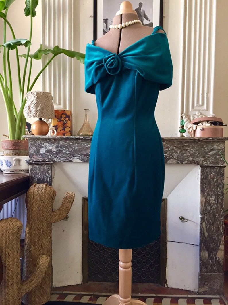 green velvet sheath dress