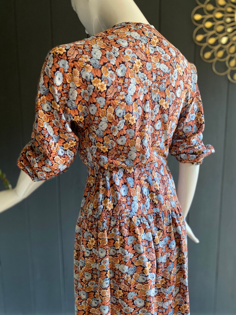 Vintage Kleid 70/80er Jahre mit langen Ärmeln Blumenmuster - Etsy Österreich