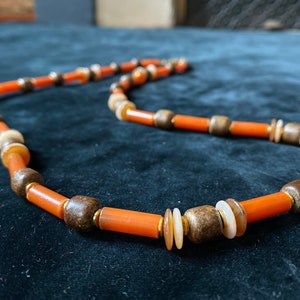 Vintage 80s necklace with unique charm, made of wooden, resin and metal beads