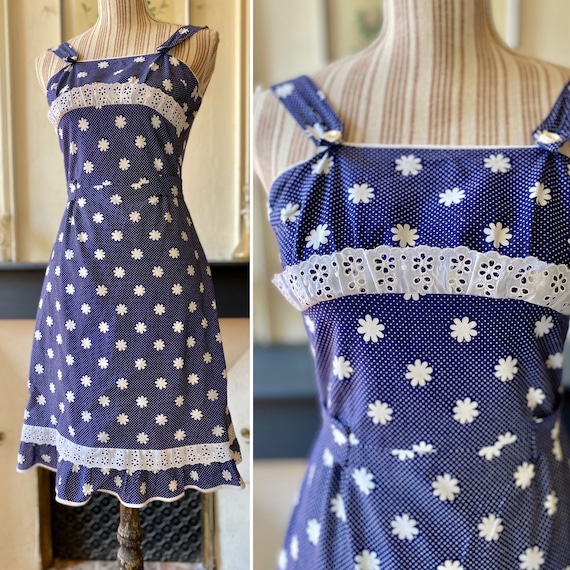 Vintage 70s prairie style dress, navy blue with fi