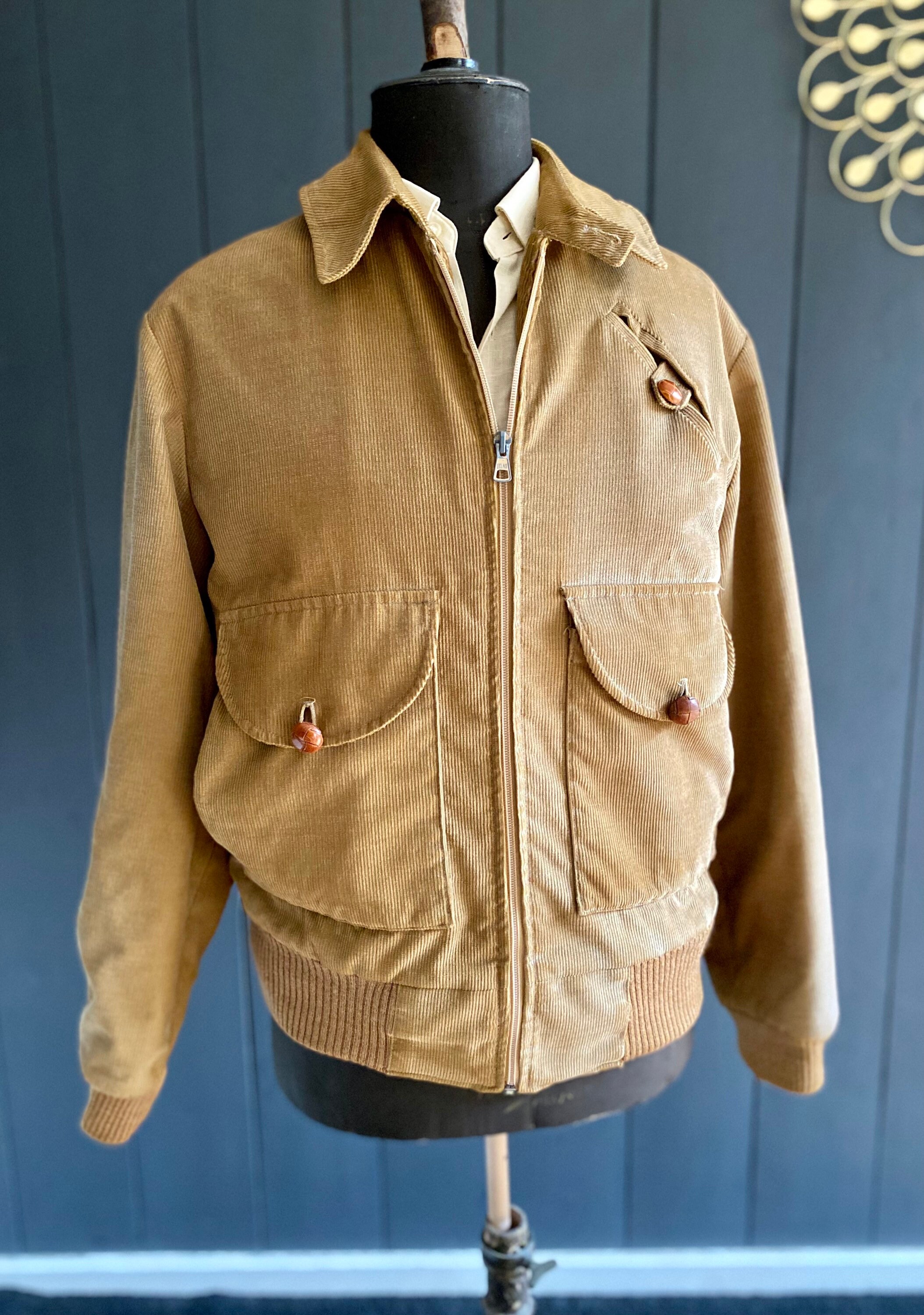 Vintage 80s Men's/unisex Sports Jacket in Fine Corduroy With Vintage 80s Men's/unisex Sports Jacket in Fine Corduroy With