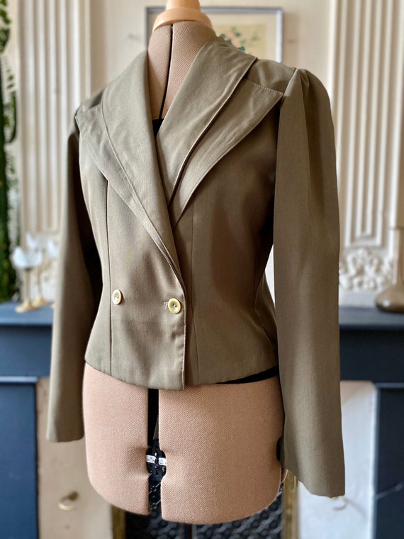 Vintage women's jacket 80s khaki with puffed shoul