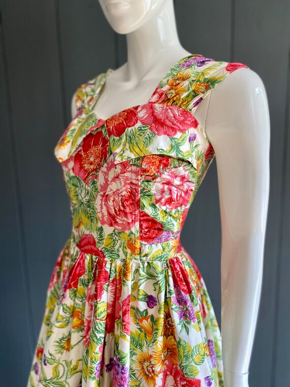 Vintage 80s dress inspired by the 1950s swing cut… - image 6