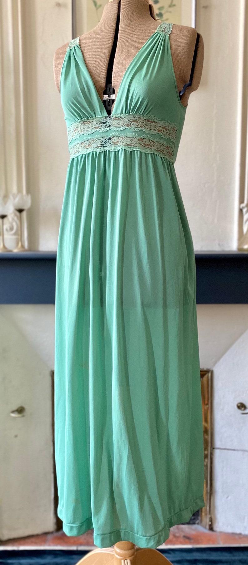 roman holiday nightgown