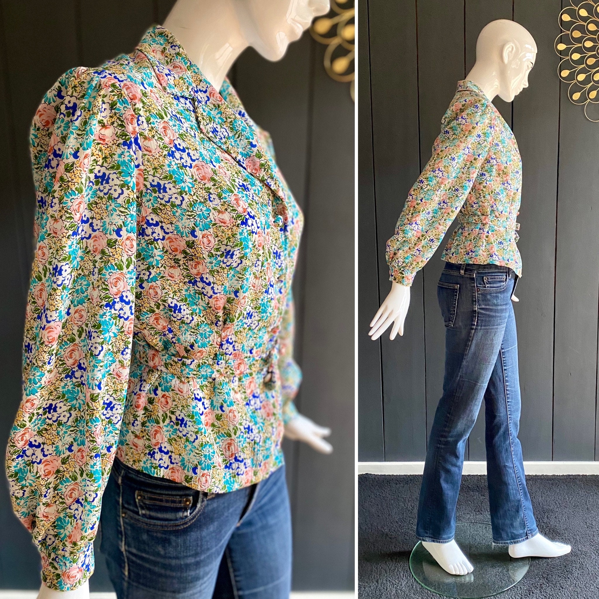 Vintage 60/70s Blouse Hand Sewn Delicate Floral Pattern With