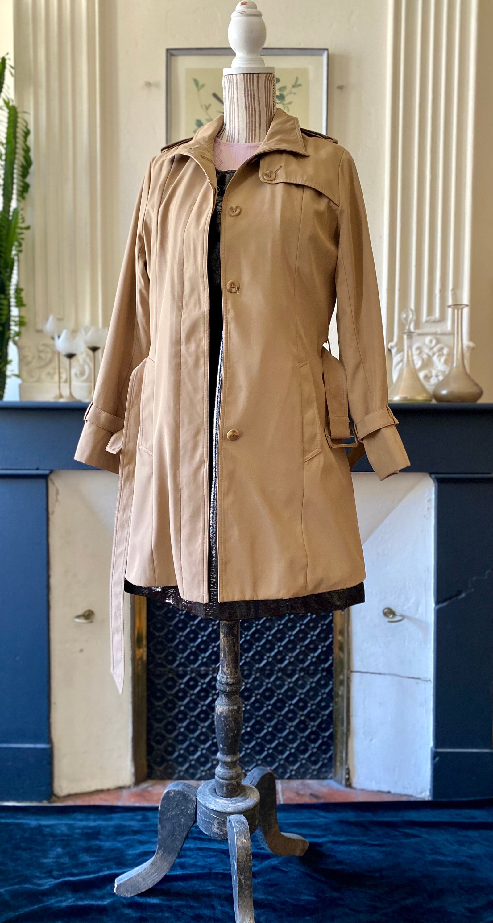 90s vintage 古着 trench coat beige Classic Vintage 90s Brown Trench Coat Women Beige