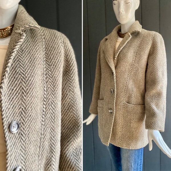 Élégant manteau femme vintage 80 en Alpaga doublé beige et gris motifs chevrons, T 38/40