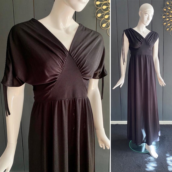 Glamorous 1960's Black Tie Evening Gown With Rhinestones / Medium – Xtabay  Vintage
