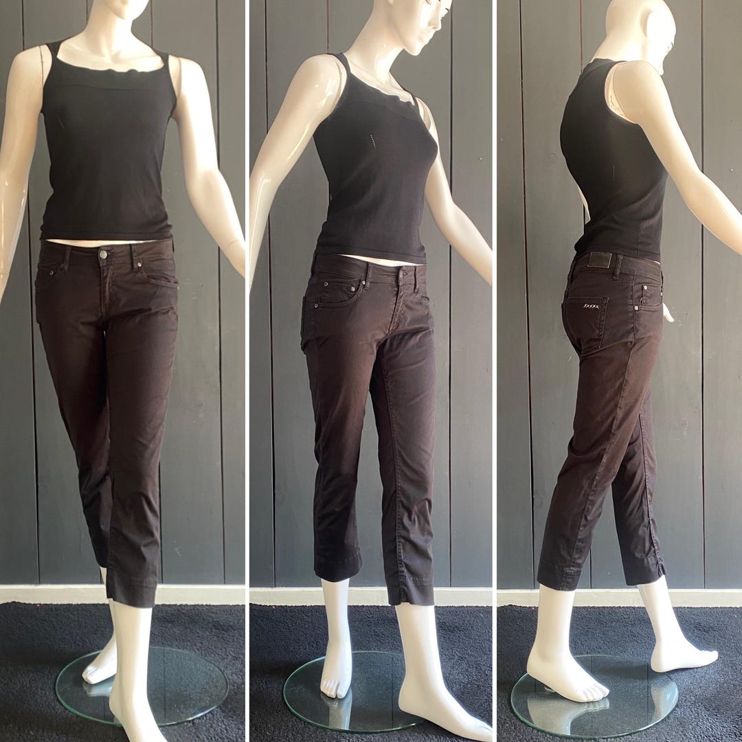 School Rag Capri Pants in Matte Black Cotton, Slightly Stretchy, Size ...