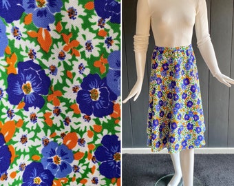 Preciosa falda vintage de los años 70 cosida a mano, verde con un vibrante estampado floral, talla 34/36