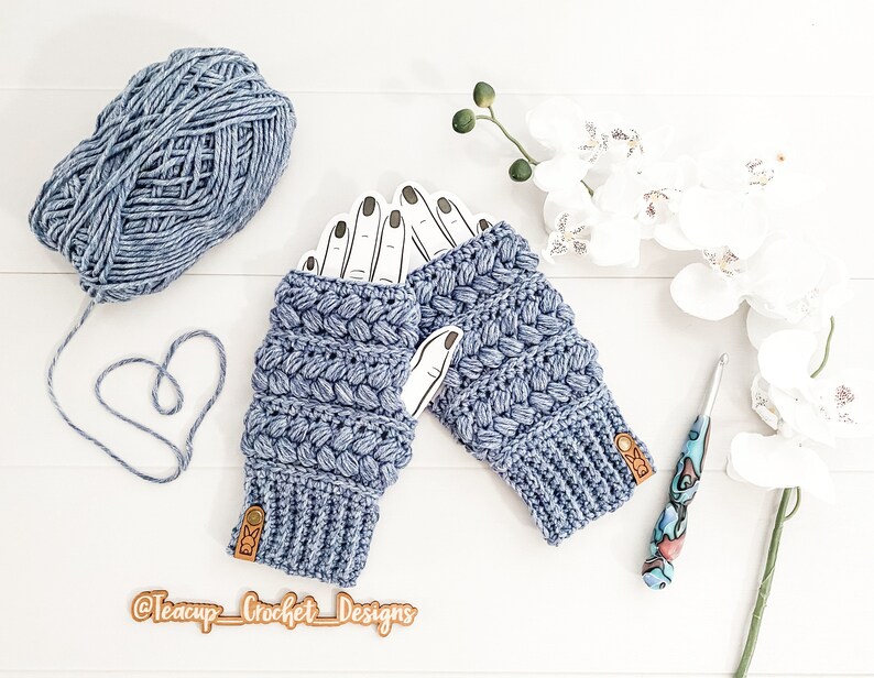 Perfectly Chic Fingerless Gloves, Crochet Pattern image 6