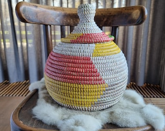 afrikaanse opbergmand zeegras multicolor fairtrade handgemaakt uit Senegal
