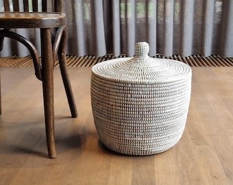 afrikaanse witte zeegras opbergmand tajine mand handgemaakt fairtrade uit Senegal